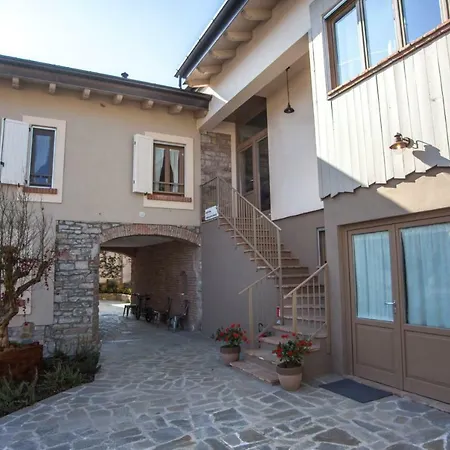 Uvamatta Farm stay Carmiano (Emilia-Romagna)